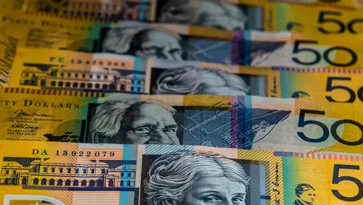 Неординарні та унікальні гроші: огляд найцікавіших валют світу