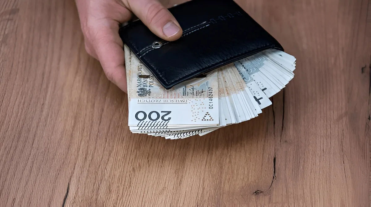 Курс злотого до гривні у Вишгороді
Обмін злотих у Вишгороді
Купити злоті у Вишгороді