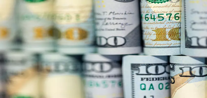 Спрос на валюту перед выходными