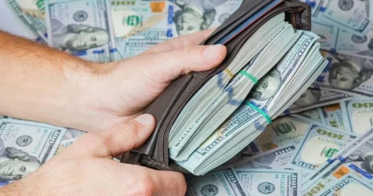 Заробіток на обміні валют у різних банках